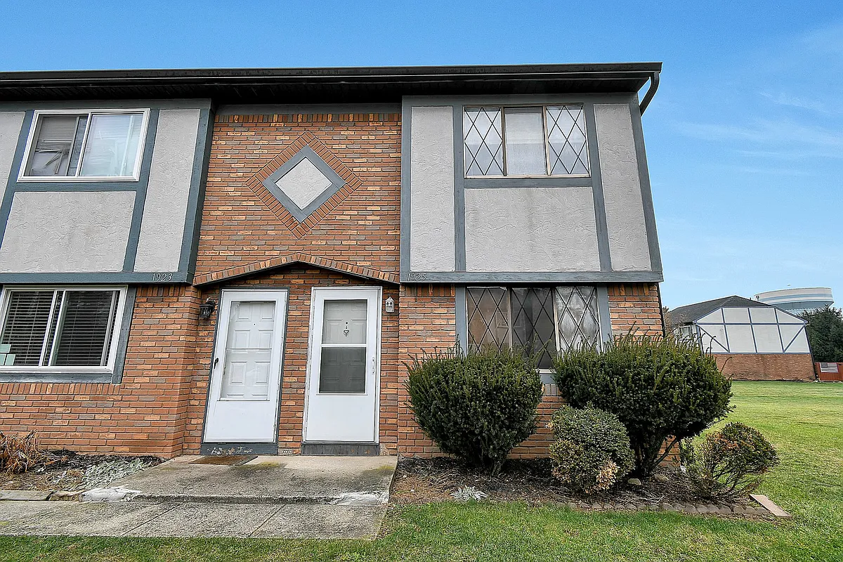 Building Photo - 1925 Slaton Ct