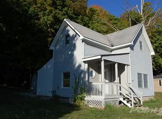 11060 Main St, Honor, MI 49640