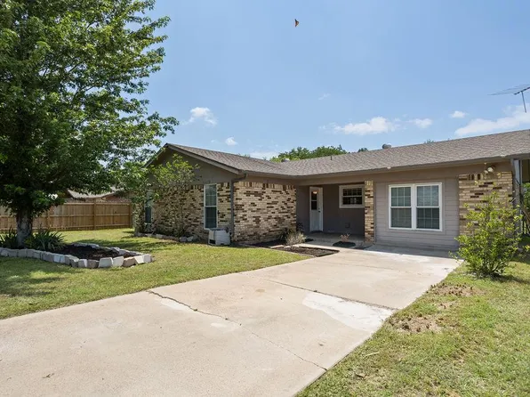 410 Grandview Dr, Granbury, TX 76049