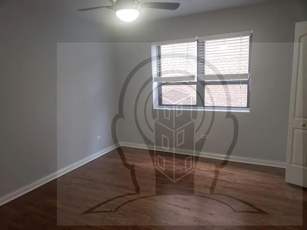 2 bed, 1.0 bath, $2,150 — Photo 3