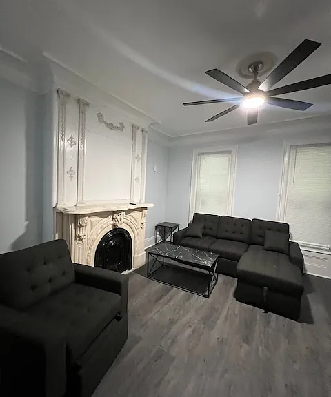 1211 Madison St #1 — Photo 3