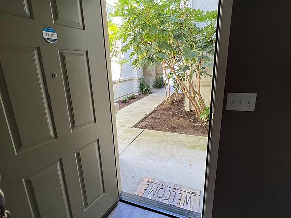 4th image of 3301 N Park Dr Unit 214