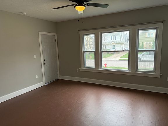 2nd image of 1618 Parkwood Rd Unit 1