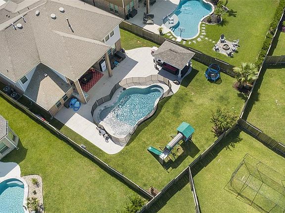 4th image of 5008 Isla Canela Ln