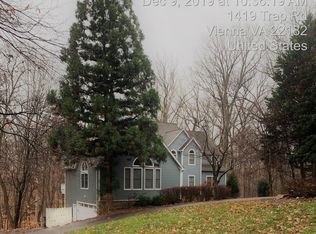 1419 A Trap Rd, Vienna, VA 22182