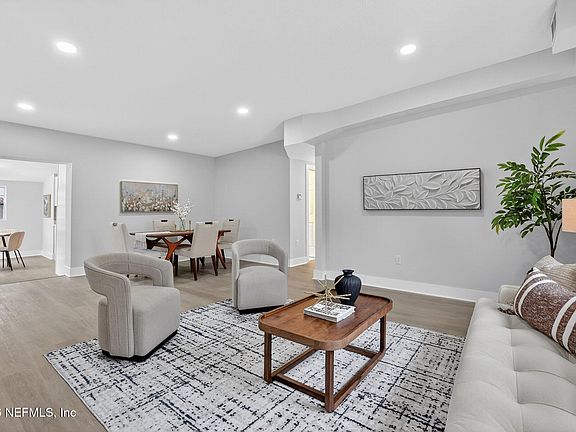 4th image of 6948 BRANDEMERE Road S