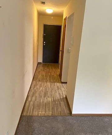 5th image of 521 Martin Luther King Dr W APT A10