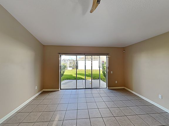 3rd image of 11508 Misty Isle Ln