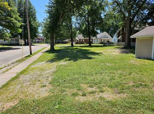 217 E College St, Sparta, IL 62286
