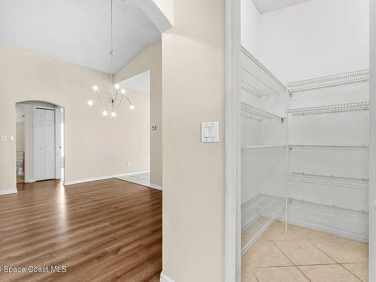 4211 Swanna Dr — Photo 26