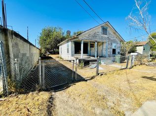 1311 Park St, Laredo, TX 78040