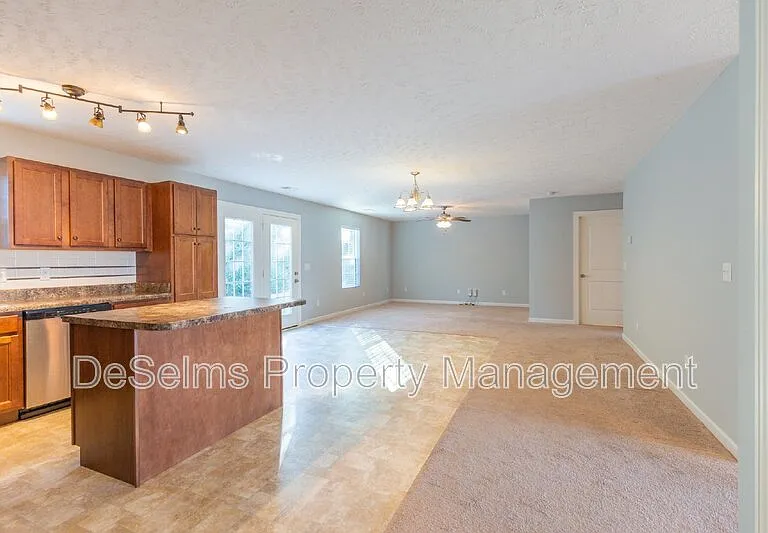 1536 Passage Dr — Photo 9