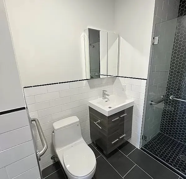 440 E 115th St #6A — Photo 16