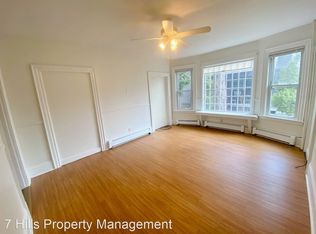 722 Pleasant St #1, Worcester, MA 01602