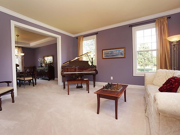 4th image of 5439 Charleston Woods Dr