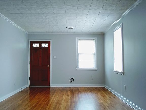 3rd image of 4409 Zelda Ln