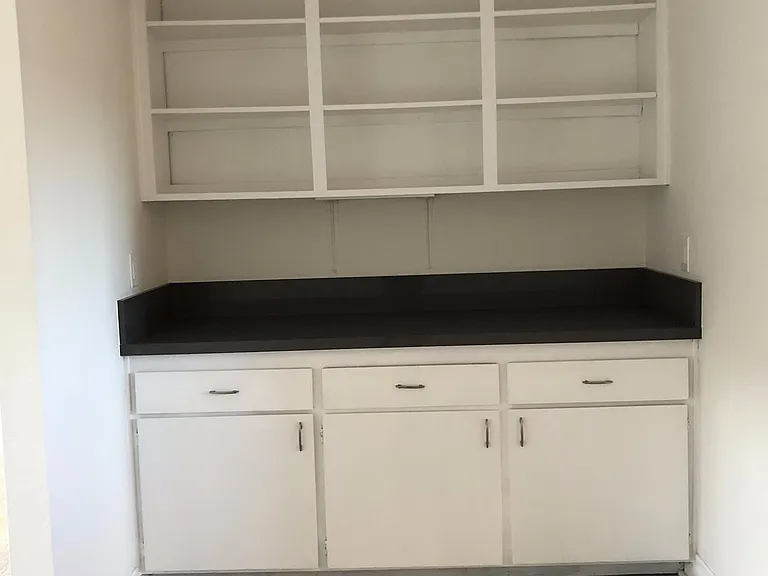 Kitchen Bar Area