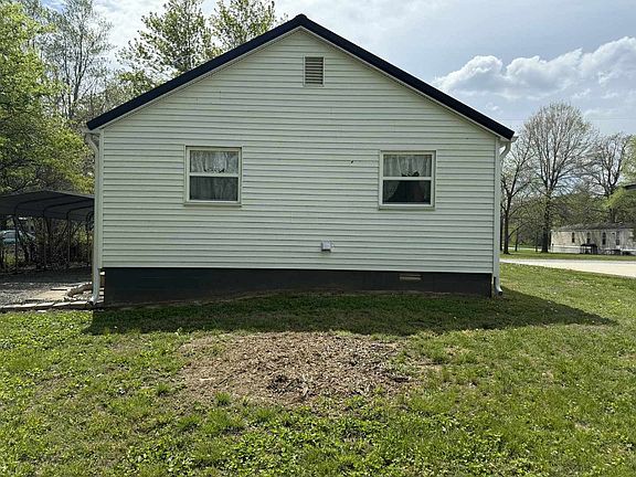 2nd image of 1304 W Benton St