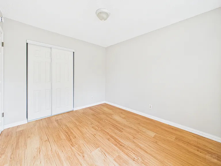 9520 Quail Village Ln — Photo 36