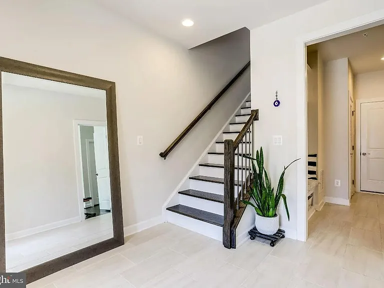 43394 Charitable St — Photo 4