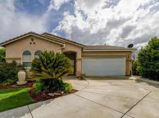 2921 Las Flores Cir, Los Banos, CA 93635