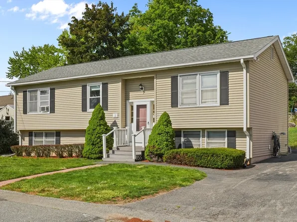 15 Linda Ave, Methuen, MA 01844