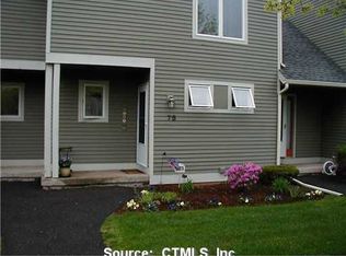 75 Rosemary Ln, Newington, CT 06111
