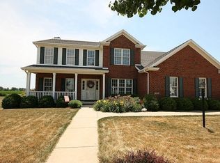 509 Riverbend Blvd, Mahomet, IL