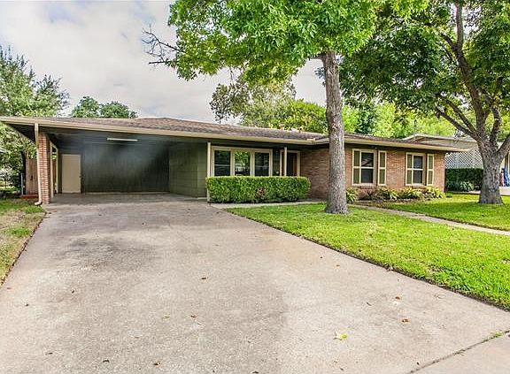 3rd image of 1412 Choquette Dr