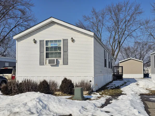 70 Pinecrest Dr, Greenwood, IN 46143