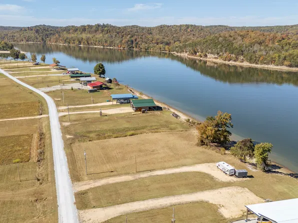356 S River Front Dr Lot 40, Clifton, TN 38425