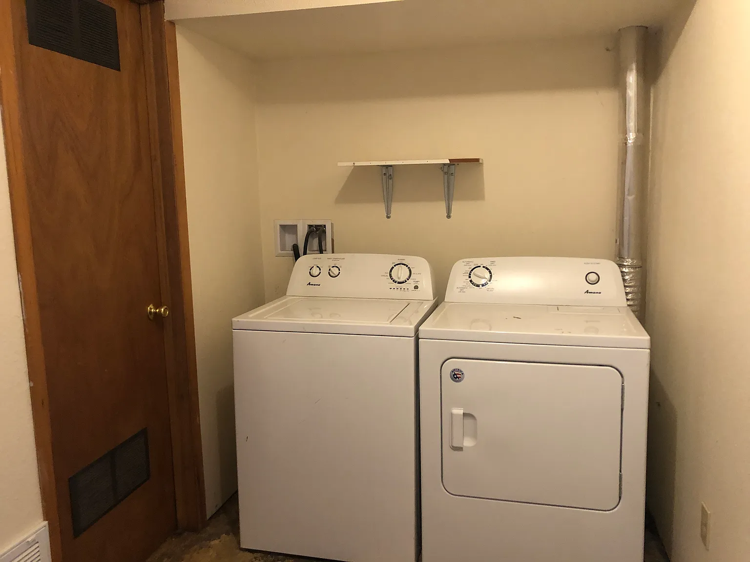 3 bed, 1000 sqft, $1,250 — Photo 4
