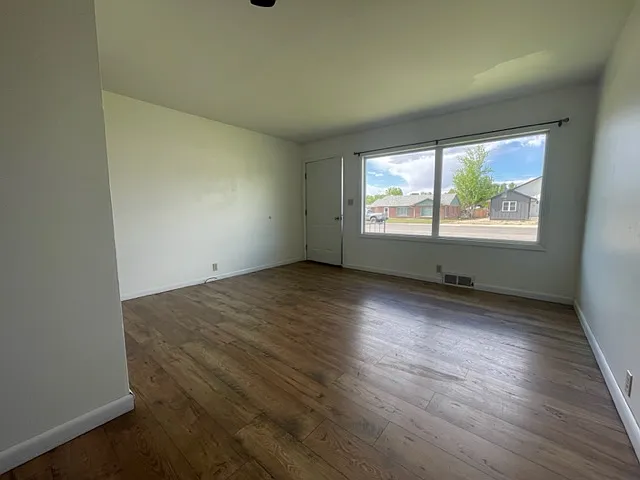 1428 Coburn Ave #1 — Photo 8