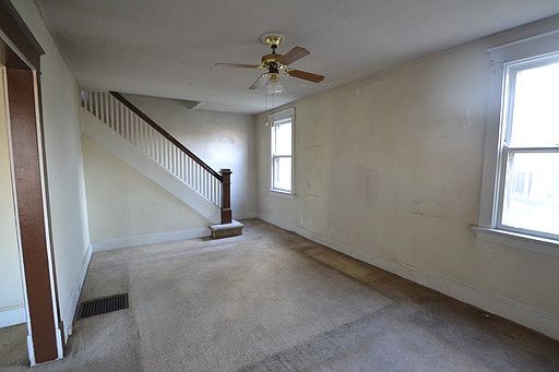 3rd image of 2958 W McMicken Ave