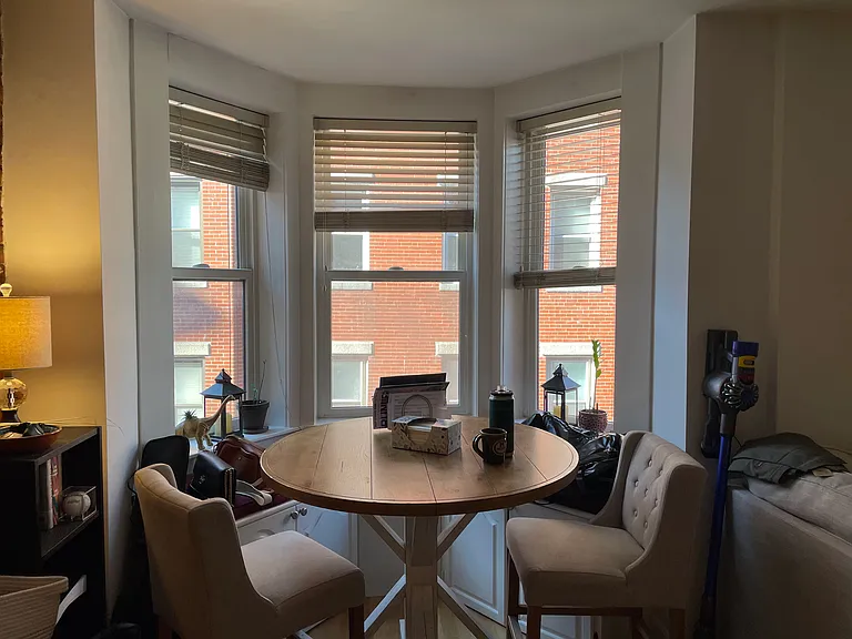 69 N Margin St — Photo 4