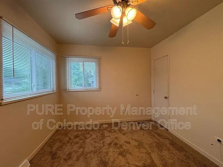 5060 Bryant St — Photo 12