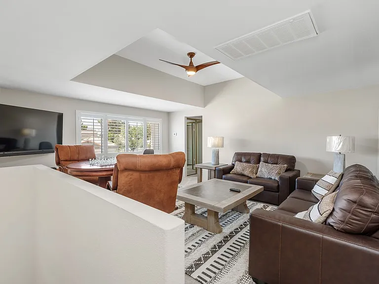 48 Pebble Beach Dr — Photo 25