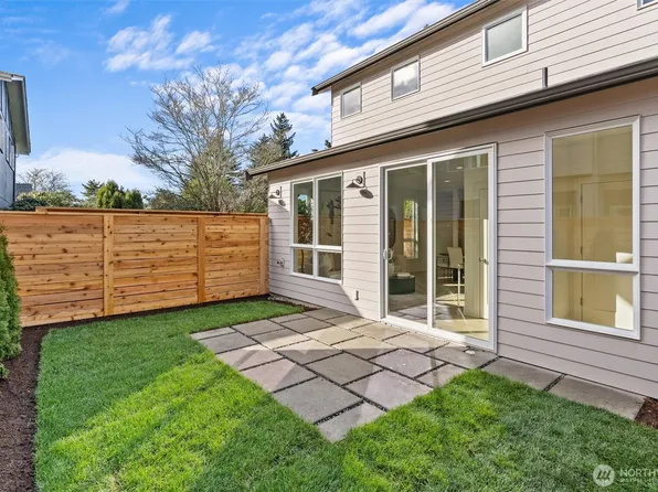 5015 50th Avenue SW, Seattle, WA 98136