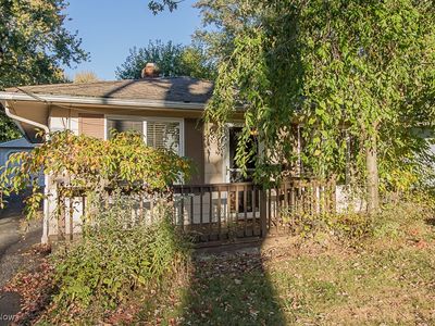 211 Plymouth Dr, Eastlake, OH, 44095