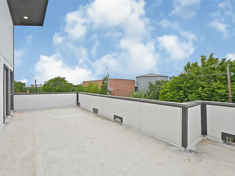4602 Clay St #B — Photo 12