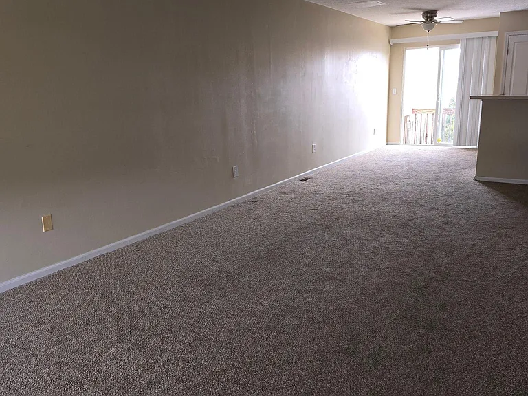 1028 Hartford Village Blvd #B — Photo 18