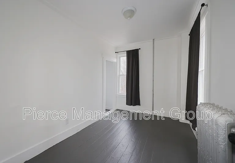 18 Maple St #B — Photo 10