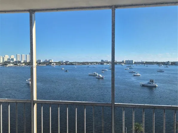 2910 Point East Dr APT M610, Aventura, FL 33160