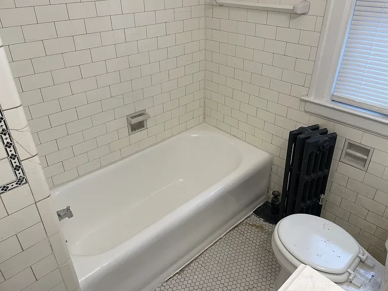 4336 Cortland St #2 — Photo 13