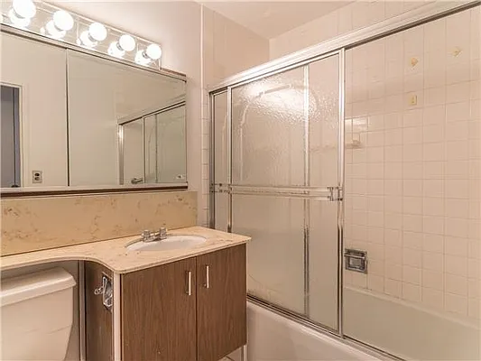 Sold by Exclusive Properties Sotheby's International Realty | media 34