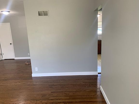 3rd image of 1351 Aspen Dr