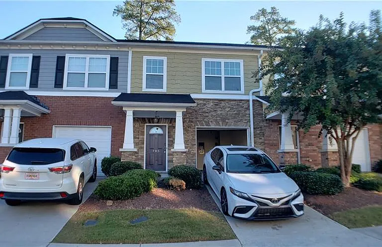 795 Arbor Gate Ln — Photo 1