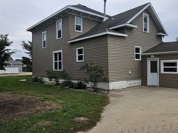 130 4th Ave, Mellette, SD 57461