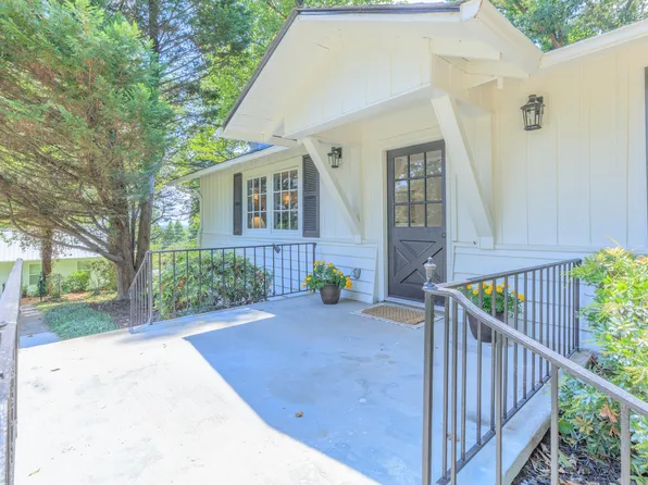3828 Mission View Ave, Chattanooga, TN 37411