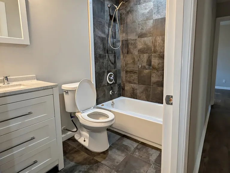 537 Eastside Dr NE — Photo 14